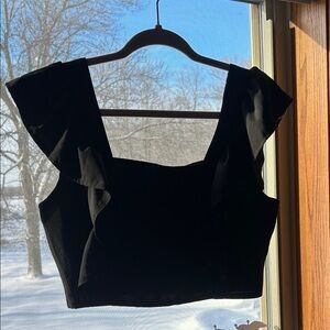 SHEIN Black Ruffle Sleeve Crop Top
